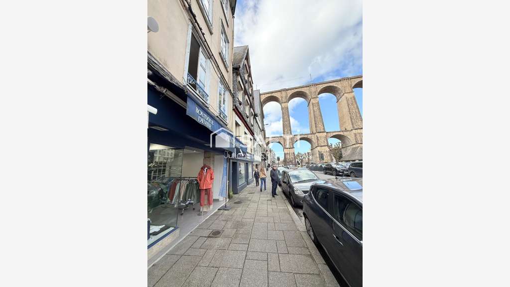 Vente local commercial de 150m² à Morlaix centre