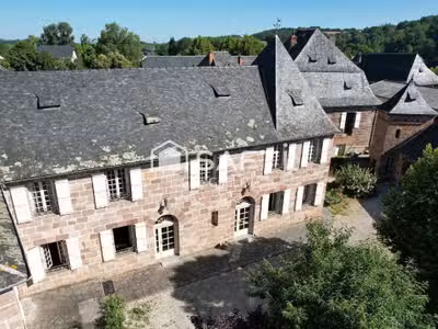 Exceptionnel ensemble immobilier à vendre à Varetz