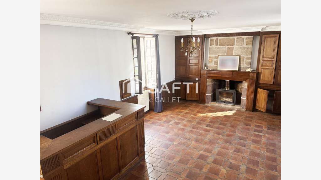 Exceptionnel ensemble immobilier à vendre à Varetz