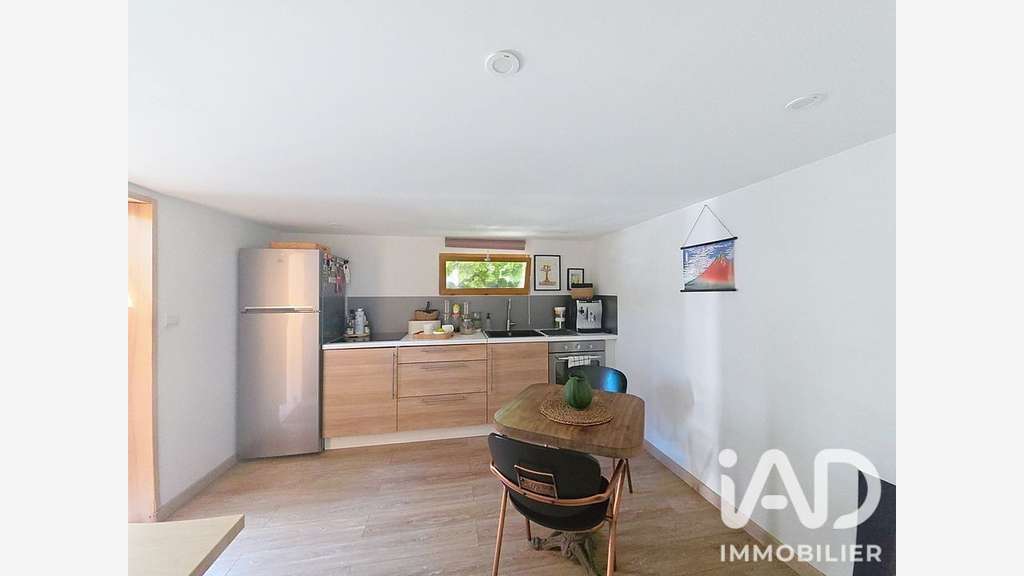 Vente ensemble immobilier 300m² à Rougiers