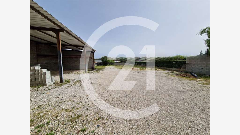 AV ensemble immobilier professionnel à Valence