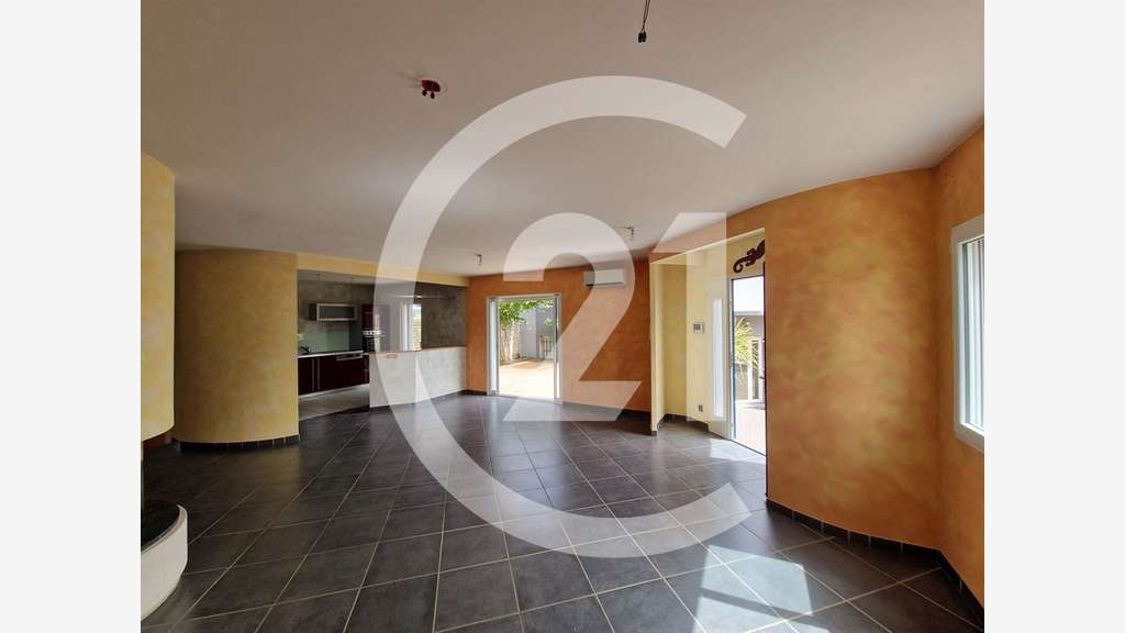 AV ensemble immobilier professionnel à Valence