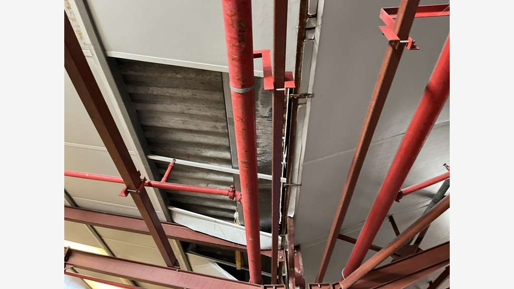 Entrepôt Industriel 12 000 m² – Divisible – Loué
