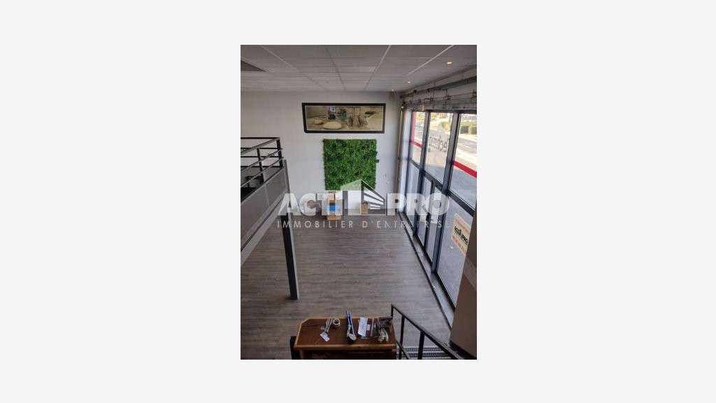 À vendre local d'activité de 1400m² à Perpignan