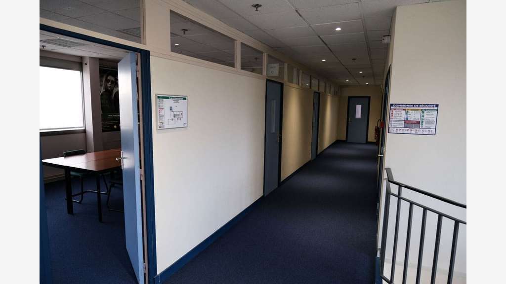 À vendre entrepôt de 6635m² à Châlons-en-Champagne