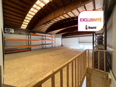 A vendre entrepôt de stockage à Saint-Priest