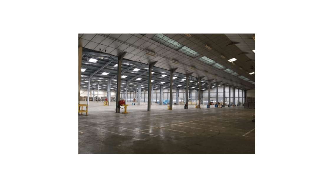 À vendre entrepôt logistique 12100m² à Aire/Lys