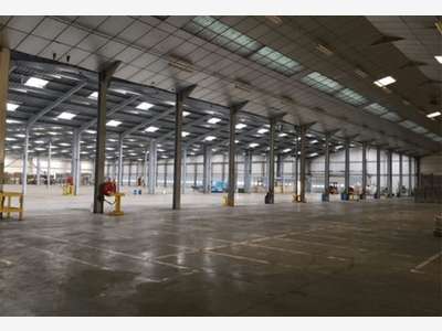 À vendre entrepôt logistique 12100m² à Aire/Lys