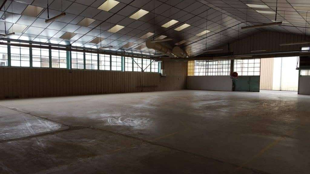 À vendre entrepôt de 8 840m² à Plaisance, Gers