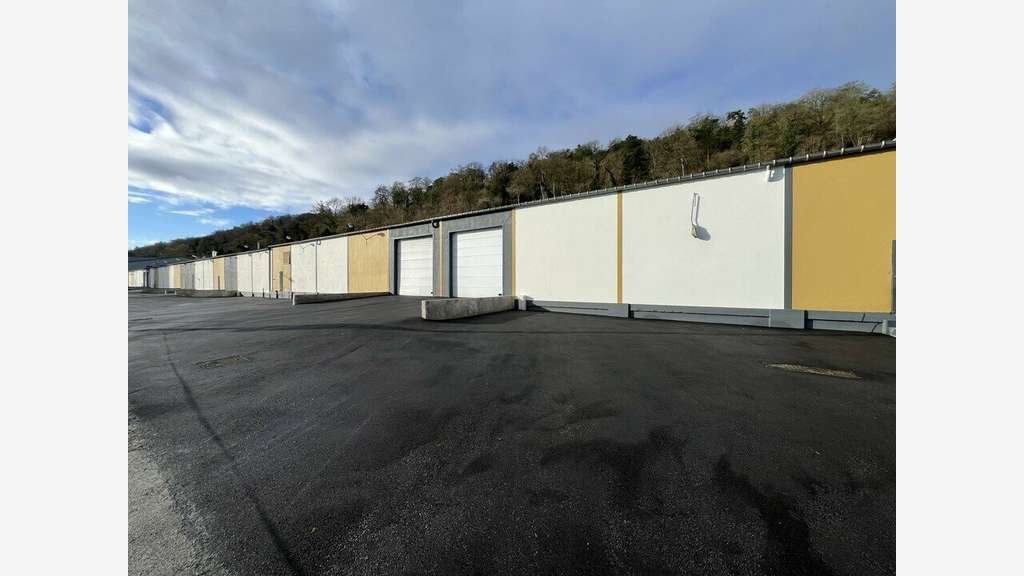 Vente entrepôt 6000m² divisible à Rouen ZA