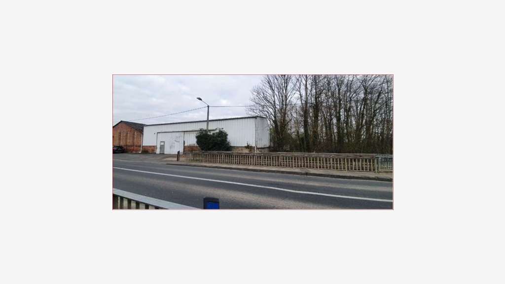 À vendre locaux industriels 3800m² à Vendegies 