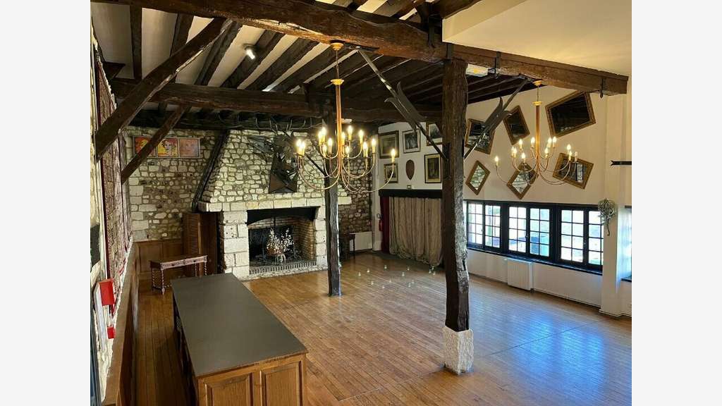 A vendre ensemble immobilier 1700m² dans l'Eure