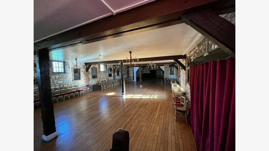 A vendre ensemble immobilier 1700m² dans l'Eure