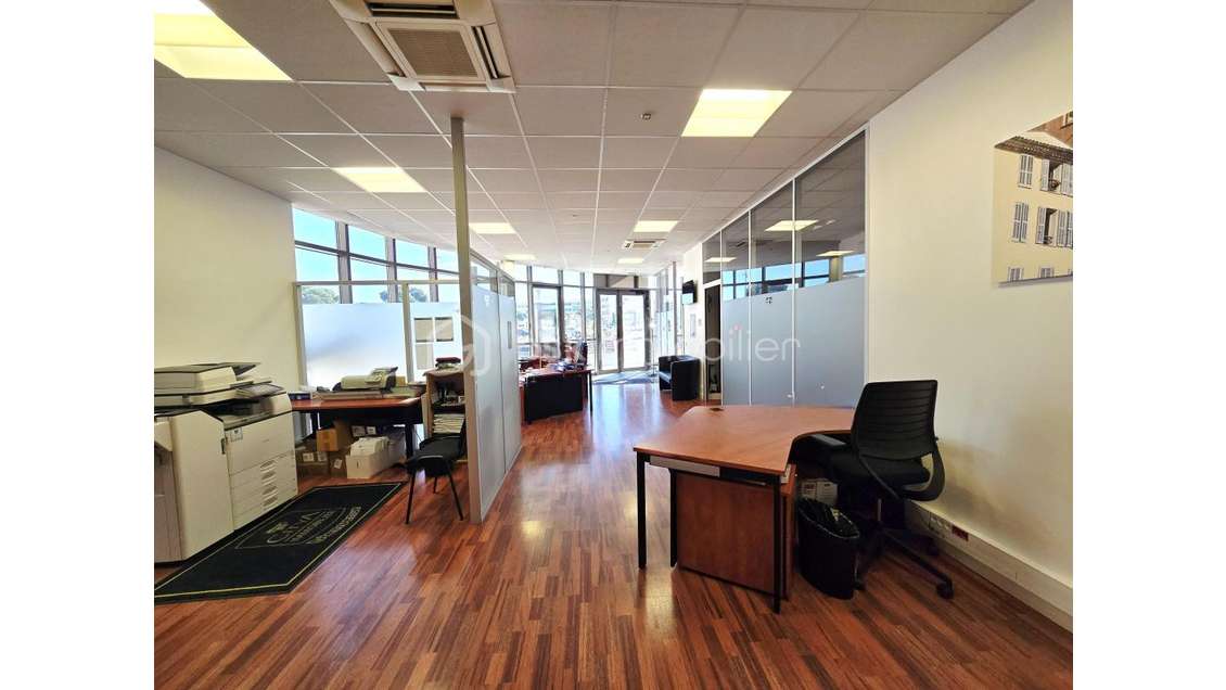 Vente droit d'entree centre de Balaruc Les Bains