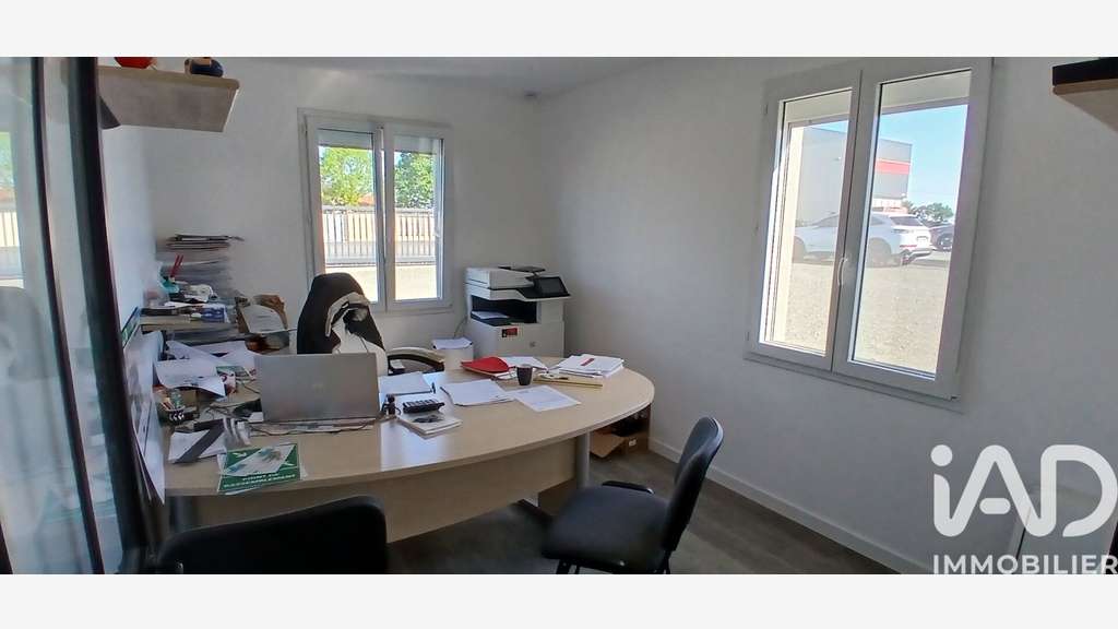 Vente local artisanal de 390m² Bazoges-en-Paillers
