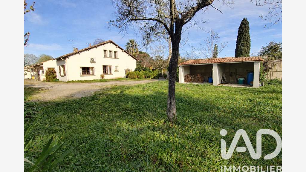 Vente maison avec garage et atelier à Beaucaire