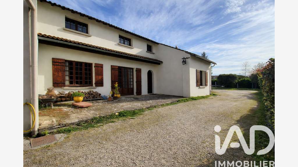 Vente maison avec garage et atelier à Beaucaire