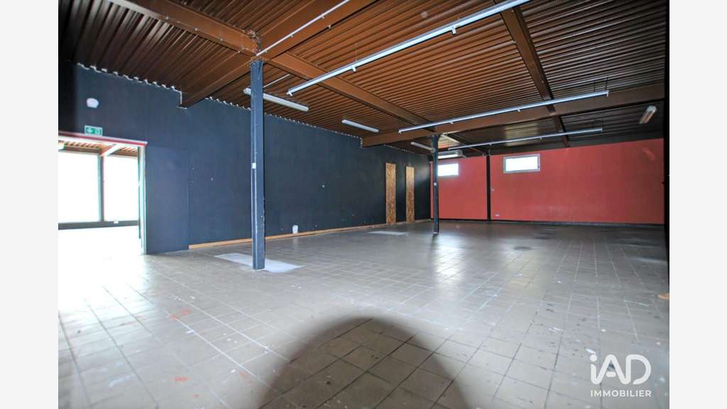 Vente locaux 800m² à Bonny-sur-Loire
