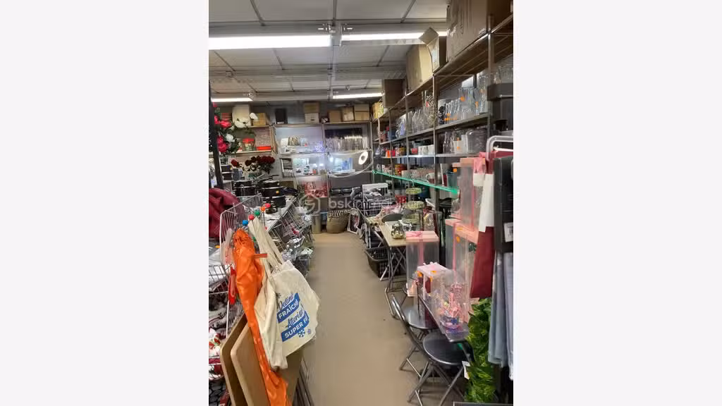Cède bail local bazar 145m² Boulogne Billancourt