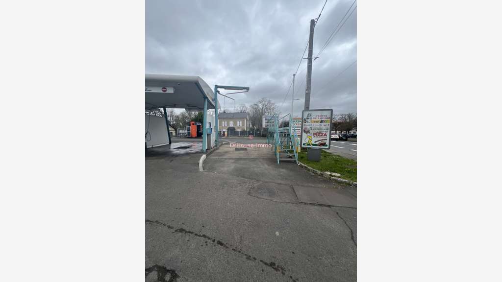 Vente commerce de 176m² sur axe passant à Bourges