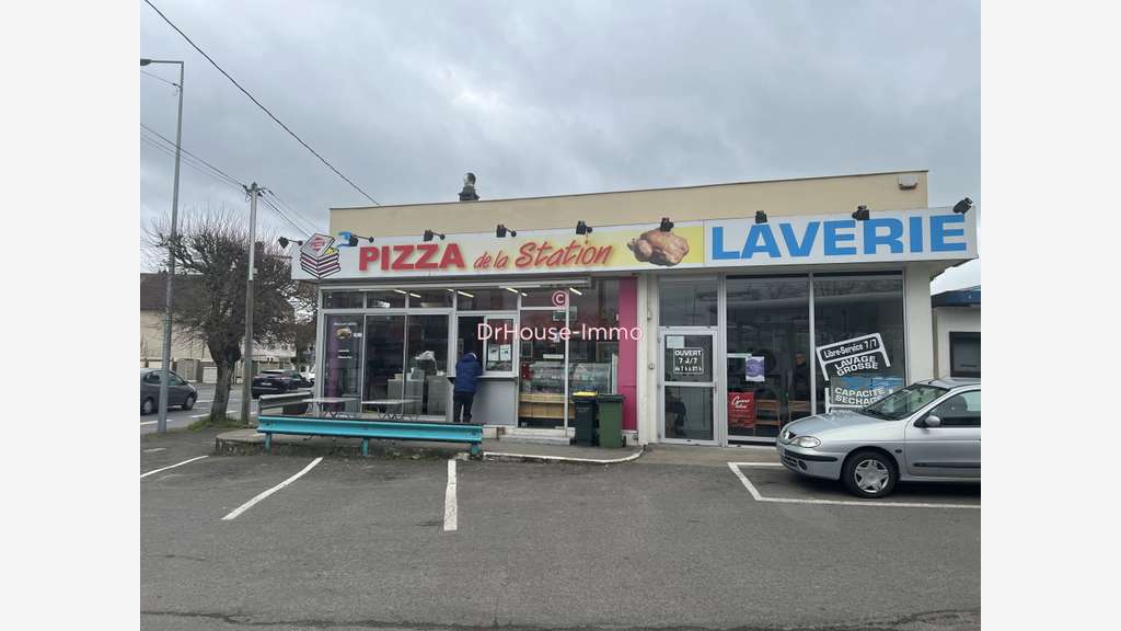 Vente commerce de 176m² sur axe passant à Bourges