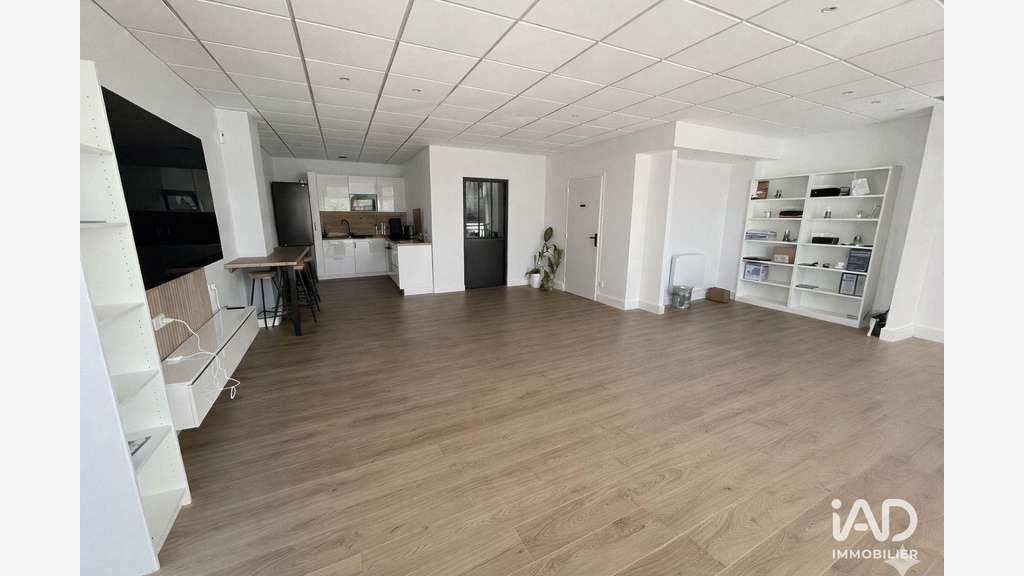 Vente local professionnel 63m² à Langennerie 