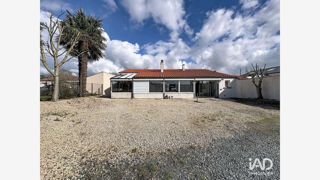 Vente ensemble immobilier empl N°1 à Charron