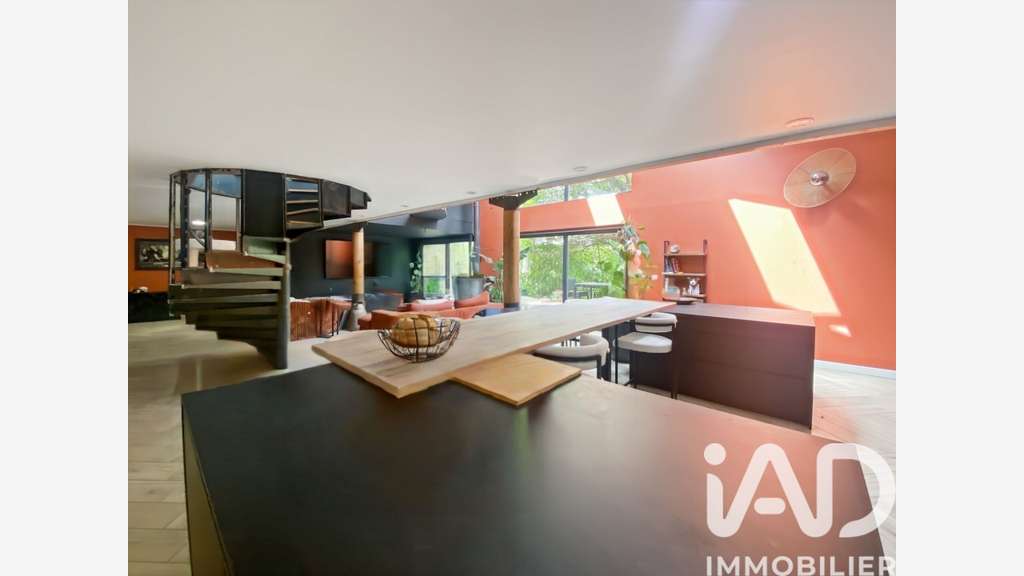 Vente Loft/atelier de 400m² à Chevry-Cossigny