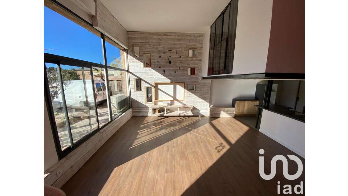 Vente Loft de 104m² en zone industrielle à Cogolin