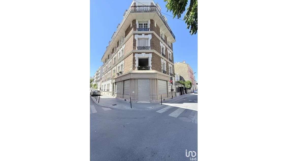 Vente local professionnel 66m² à Courbevoie