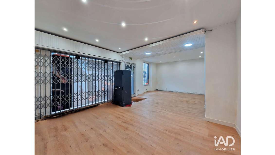 Vente immeuble sur 3 niveaux à Crécy-la-Chapelle