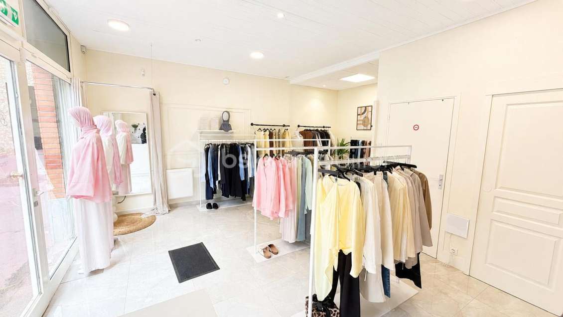 Cède dab local commercial de 30m² à Créteil Lac