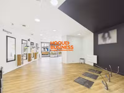 Murs commerciaux 63m² à vendre à Darnétal