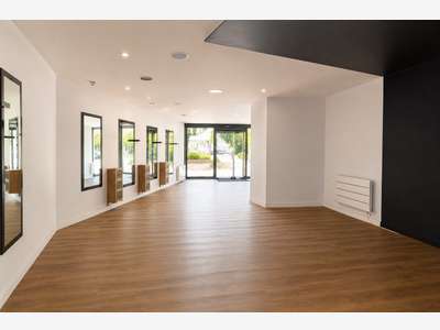 Murs commerciaux 63m² à vendre à Darnétal