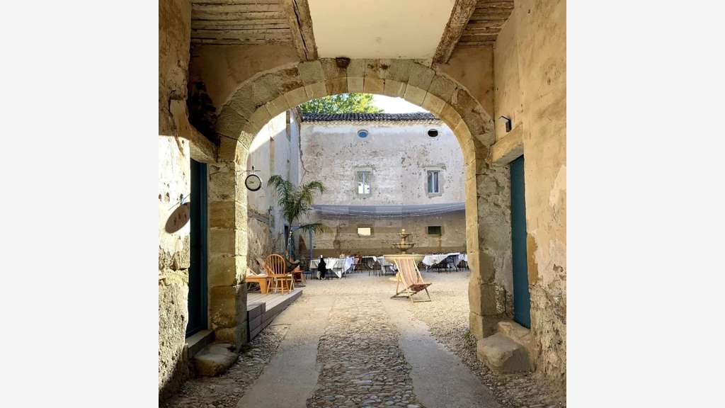 AV domaine d'exception 350m² Béziers cadre idéal
