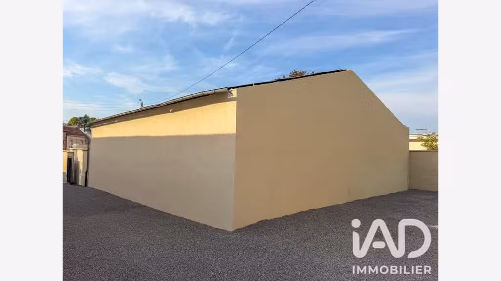 Vente bâtiment 168m² avec terrain à Épernay