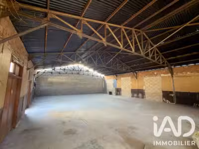 Vente bâtiment 168m² avec terrain à Épernay
