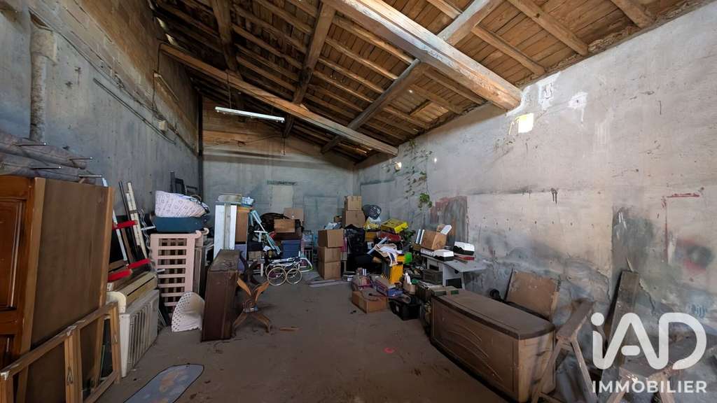AV ensemble immobilier mixte 135m² à Giroussens 