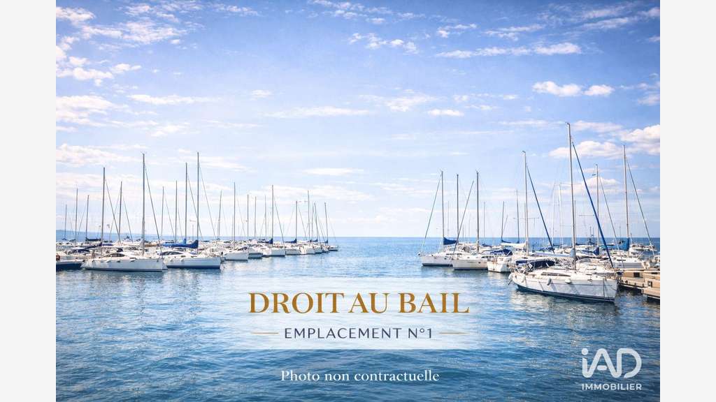 Droit au bail boutique 40m² empl N°1 à Gruissan
