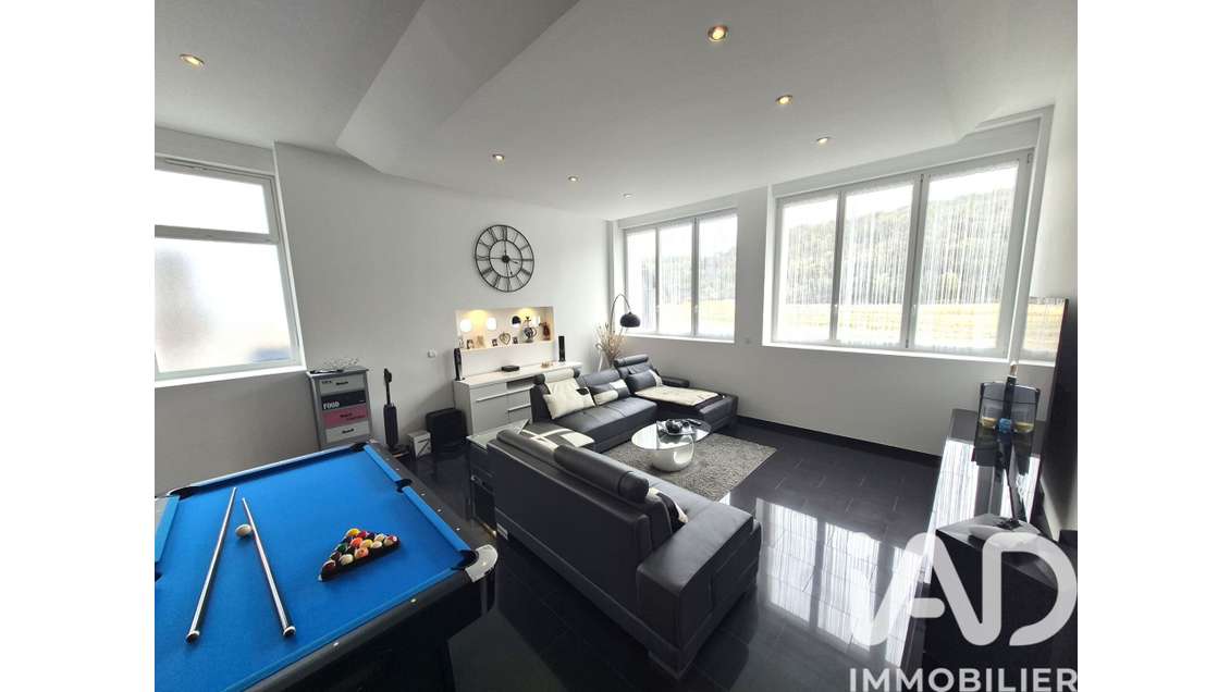 AV loft lumineux 135m² Herserange résidence calme