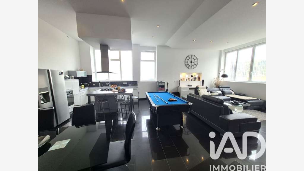 AV loft lumineux 135m² Herserange résidence calme