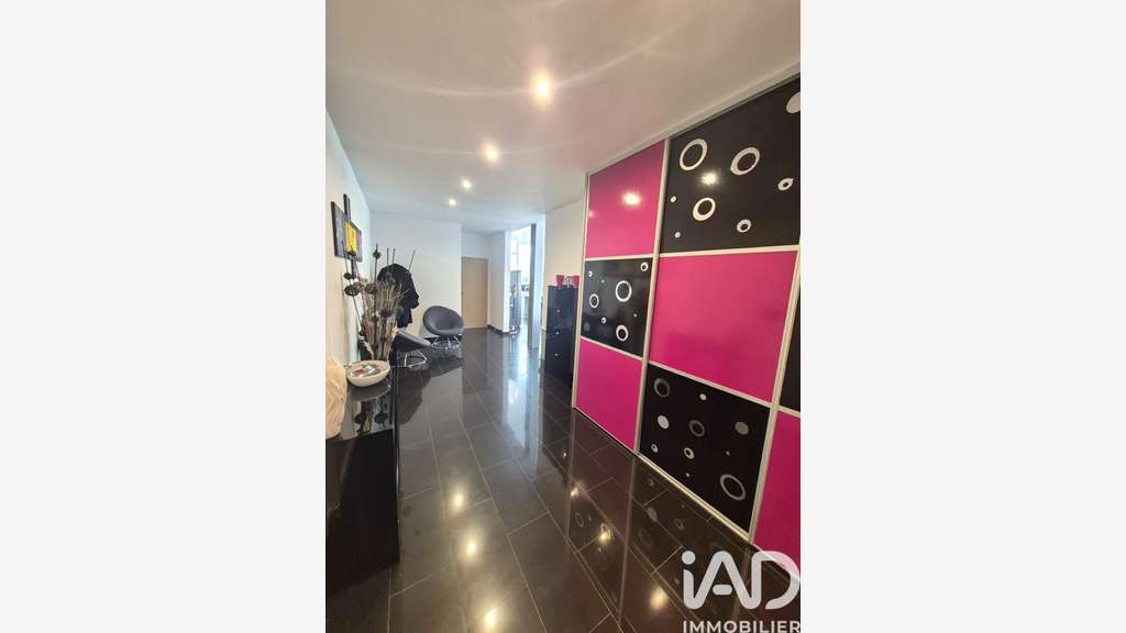 AV loft lumineux 135m² Herserange résidence calme