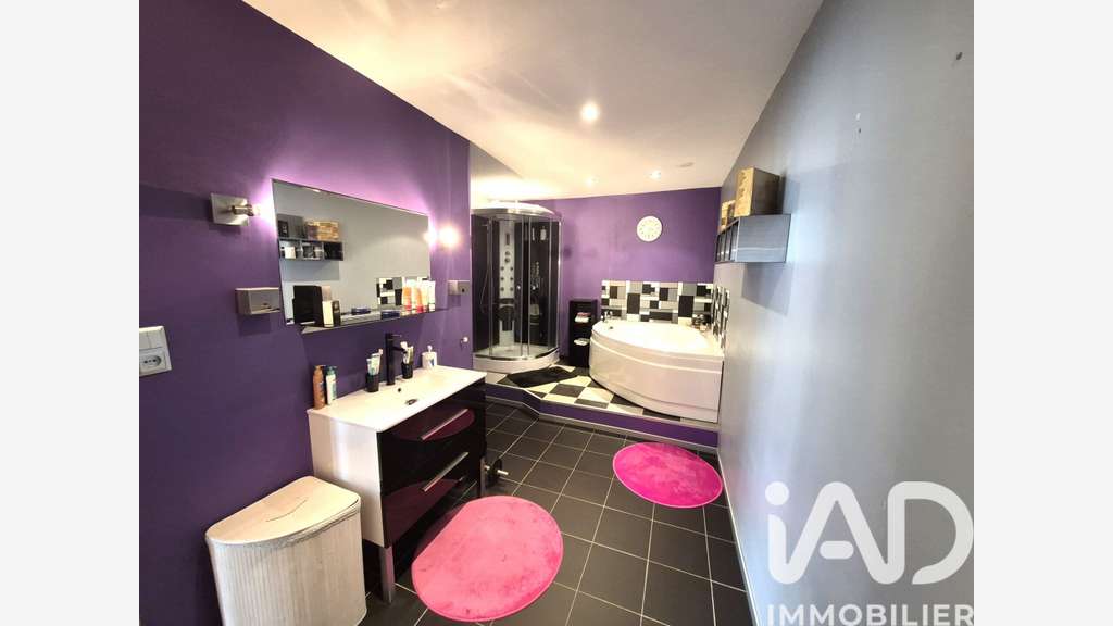 AV loft lumineux 135m² Herserange résidence calme