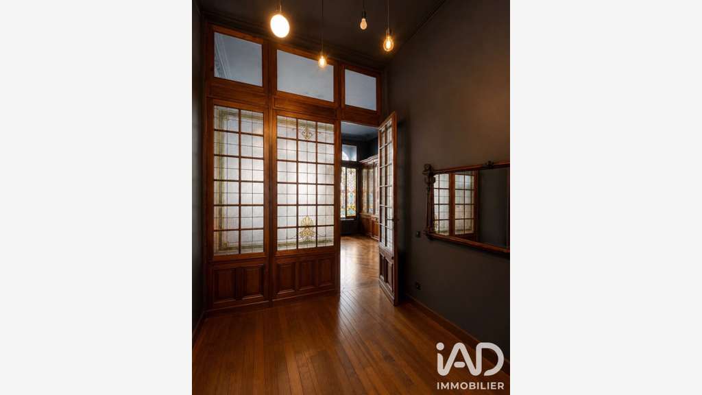 Cède bail local de 88m² à Paris 75010 empl strat