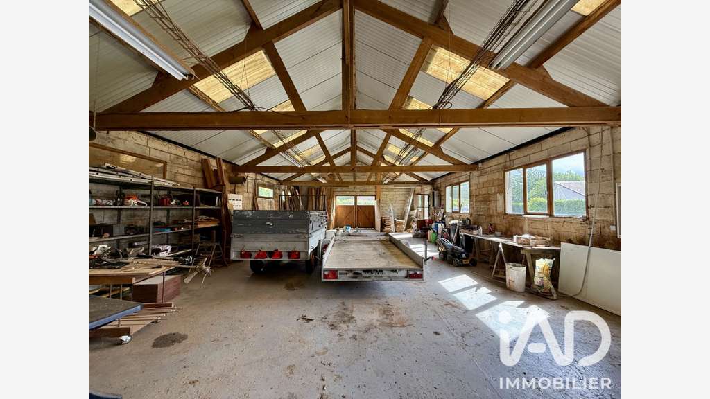 AV Ancien atelier d'ébéniste 216m² à L'Hôtellerie