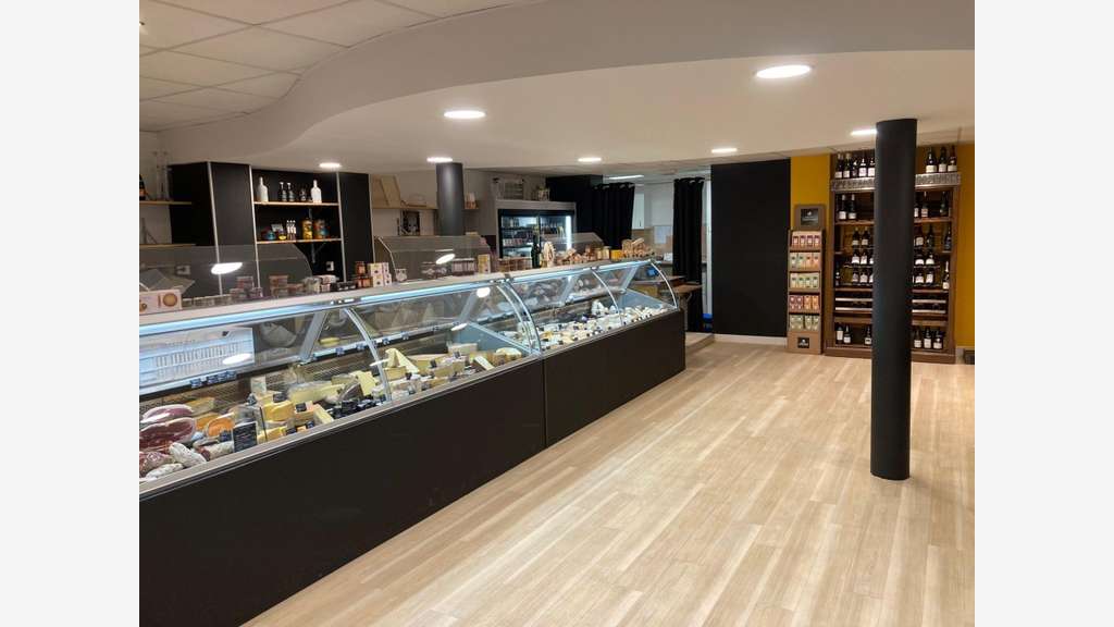 Cède droit au bail de 127m² la Chapelle-sur-Erdre