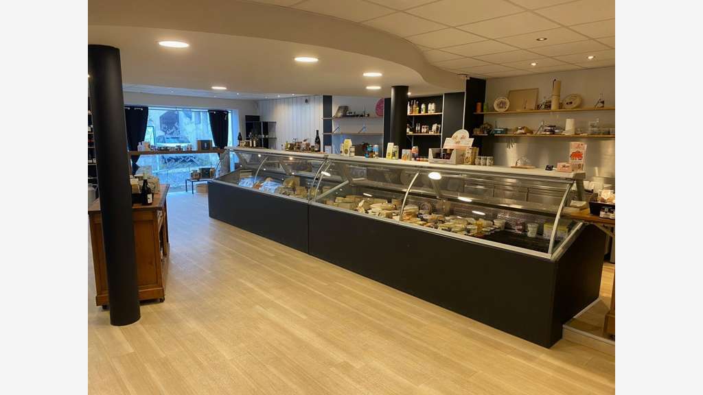 Cède droit au bail de 127m² la Chapelle-sur-Erdre