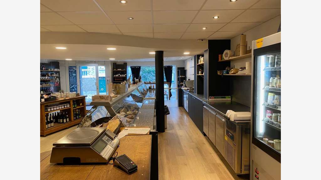 Cède droit au bail de 127m² la Chapelle-sur-Erdre