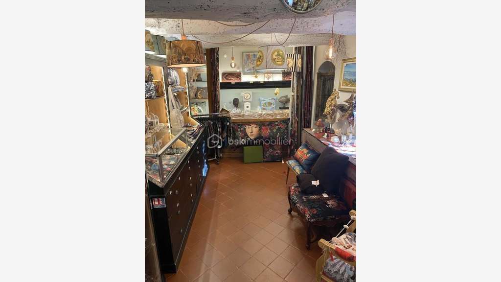 Cession de bail 44m² + 15m² au Castellet