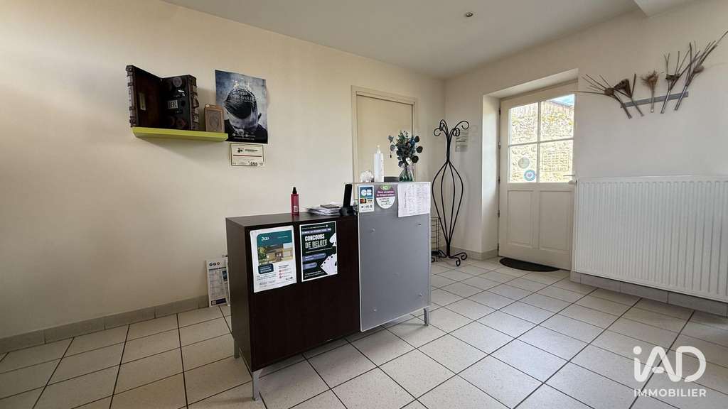 Vente local fort potentiel au Vieil-Baugé